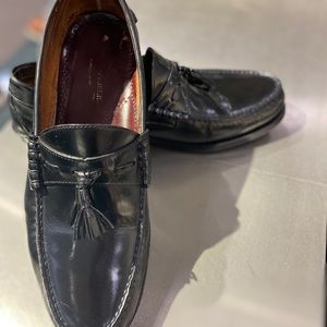 Johnston and Murphy tassel loafer size 10EEE